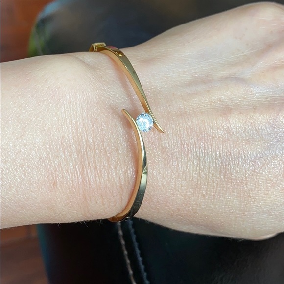 14K Real Yellow Gold Small CZ Bangle Bracelet - Picture 3 of 13